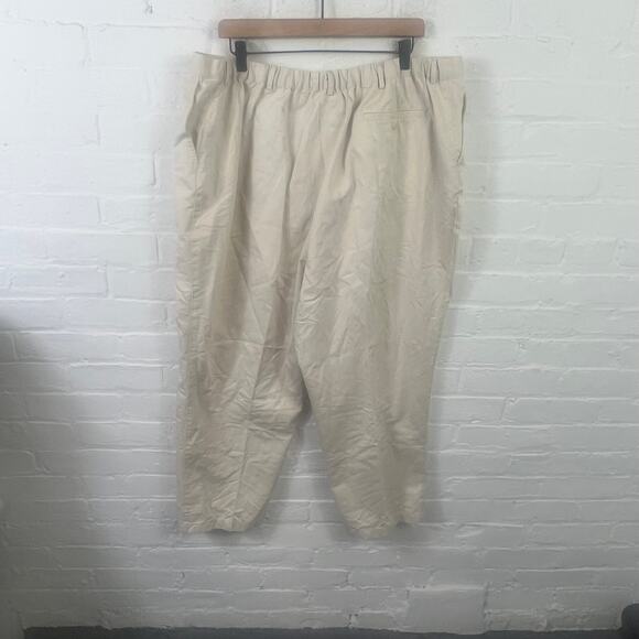 L.L.Bean Women's Orignal Fit Capri Pant High Rise Solid Cream Size 24 - Picture 2 of 4